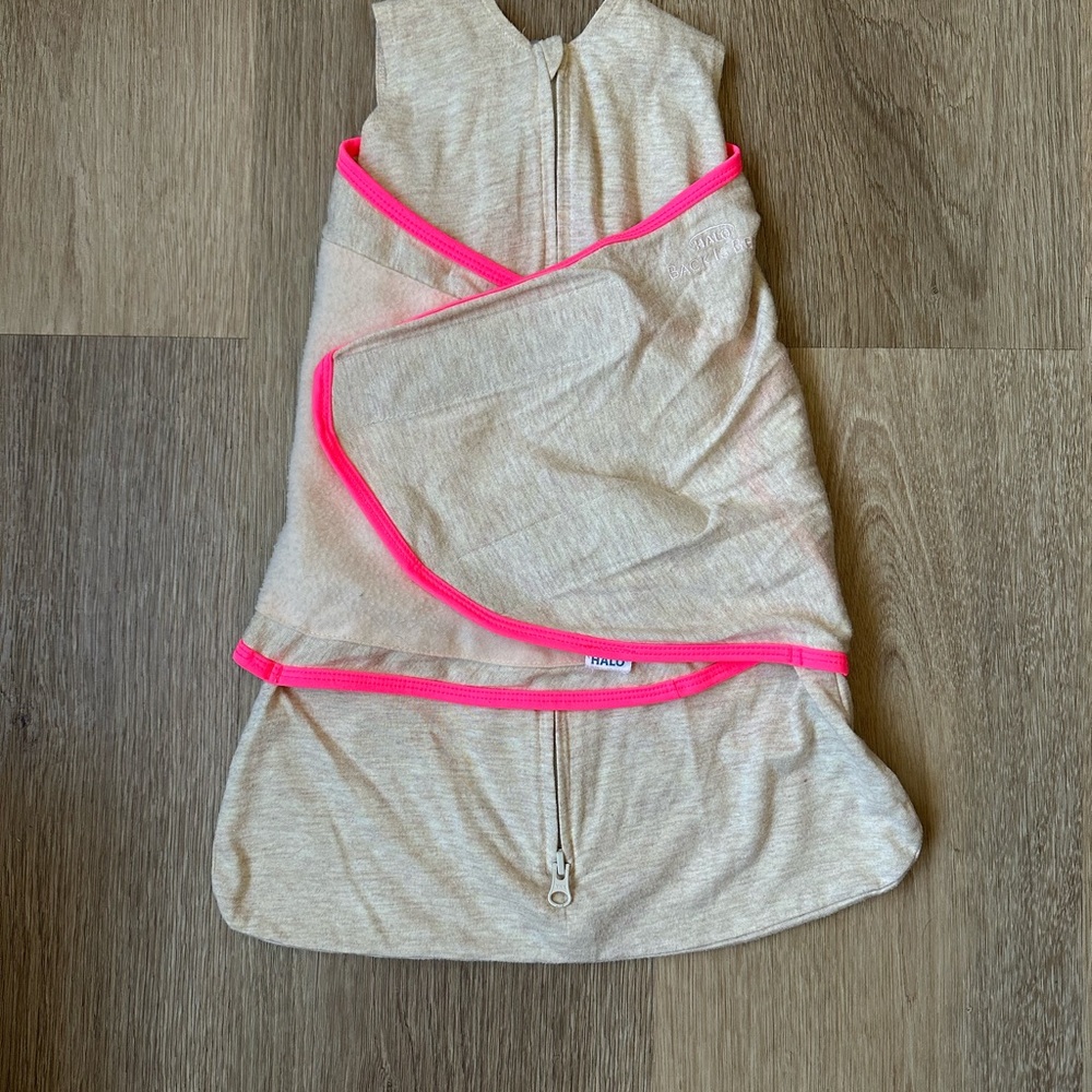 Halo SleepSack with Neon Pink Trim